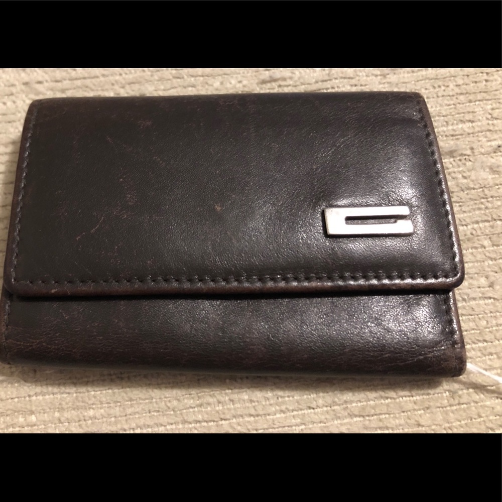 Authentic Preloved leather Gucci key case
